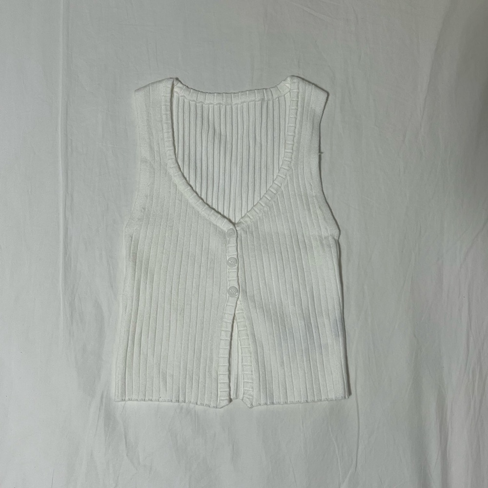Button front crop top